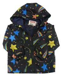 Černá šusťáková jarní bunda s hvězdičkami a kapucí Jomake