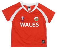 Červené sportovní tričko s erbem - Wales