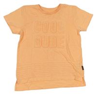 Neonově oranžové tričko s pruhy a 3D nápisy Primark