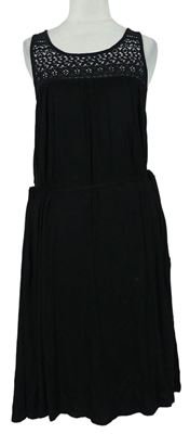 Dámské černé šaty s krajkou s provázkem v pase Esmara 