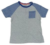 Šedo-modré tričko s pruhovanou kapsou a rukávy Nutmeg
