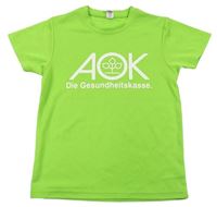 Zelené sportovní tričko s nápisem 
