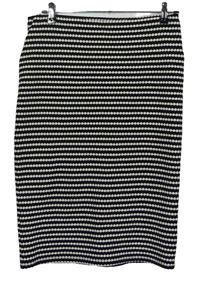 Dámská černo-bílá vzorovaná pouzdrová sukně TU 