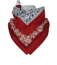 Dámský červeno-bílý kytičkovaný šátek 