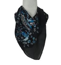 Dámský černo-modrý květovaný šátek 