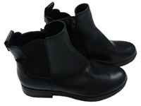 Dámské černé koženkové kotníkové boty Graceland vel. 38