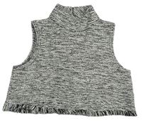 Bílo-černý melírovaný třpytivý pletený crop top se stojáčkem M&Co.
