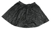Černá koženková plisovaná sukně C&A