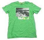 Zelené tričko s teniskami Puma