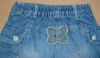 Modré riflové 3/4 kalhoty s kytičkami zn. St. Bernard