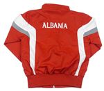 Červená šusťáková sportovní bunda s pruhy a výšivkou - Albania  zn. Macron 