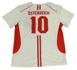 Smetanovo-červený sportovní dres s číslem 