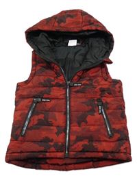 Červeno-černá army šusťáková zateplená vesta s kapucí 