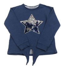 Tmavomodrá mikina s hvězdou z flitrů a vázáním M&Co.