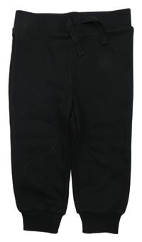 Černé tepláky Primark