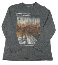 Antracitové triko s potiskem YIGGA