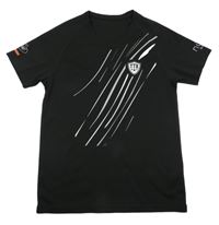 Černé sportovní fotbalové tričko se znakem