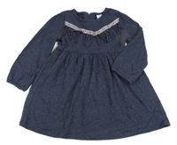 Tmavomodré šaty s třásněmi a pruhem 