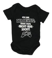 Černé body s nápisy a ovladačem 