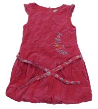 Růžové sametové šaty s páskem 