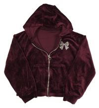 Mahagonová plyšová propínací crop mikina s mašlí a kapucí Nutmeg