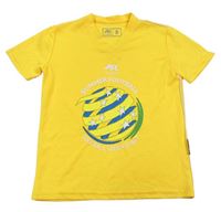 Žluté sportovní tričko s potiskem 