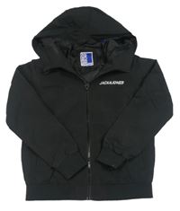 Černá šusťáková podzimní bunda s kapucí zn. Jack & Jones