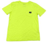 Neonově žluté tričko s kapsou a nášivkou C&A