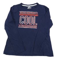 Tmavomodré triko s nápisem Pepperts