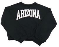 Černá crop mikina s nápisem C&A