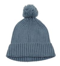 Modrá žebrovaná pletená čepice s bambulí Pull & Bear