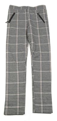 Černo-světlešedo-starorůžové kostkované vzorované tregínové kalhoty Nutmeg