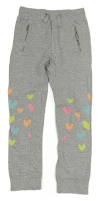 Šedé tepláky se srdíčky 