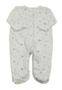 Bílý sametový overal se vzorem 