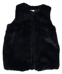 Černá kožešinová podšitá vesta zn. PE&CO