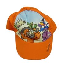 Oranžová kšiltovka se zvířátky 