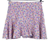 Dámské růžovo-barevné kytičkované sukňové kraťasy Boohoo 