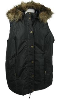 Dámská černá šusťáková zateplená vesta s kapucí Bonprix 