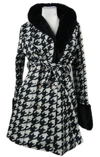 Dámský černo-bílý vzorovaný flaušový kabát s kožíškem a páskem Shein 