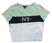 Světlekhaki-černo-bílé crop tričko s nápisem New Look