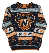 Tmavomodro-modrošedo-bílo-oranžový svetr s logy NERF