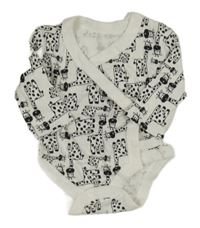 Bílé zavinovací body s žirafami