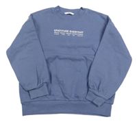 Modrá mikina s nápisem M&S