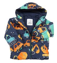 Tmavomodrá prošívaná šusťáková zimní bunda s auty a stavebními stroji a kapucí Nutmeg