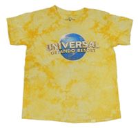 Žluto-oranžové batikované tričko s planetou a nápisy 