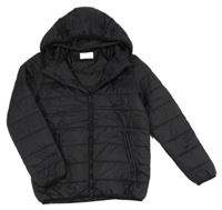 Černá šusťáková zateplená bunda s kapucí Jeff&Co