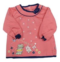 Růžová mikina s medvědem a knihami