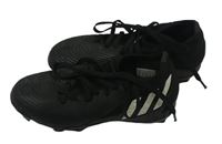 Černé kopačky s logem Adidas vel. 33