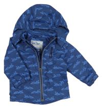 Tmavomodrá šusťáková jarní bunda s motokárami a kapucí TCM