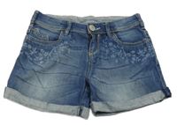 Tmavomodré riflové kraťasy s květy C&A